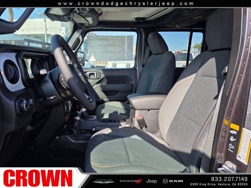 2025 Jeep Gladiator Willys