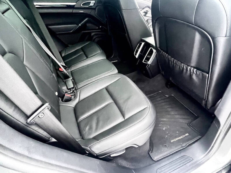 2014 Porsche Cayenne