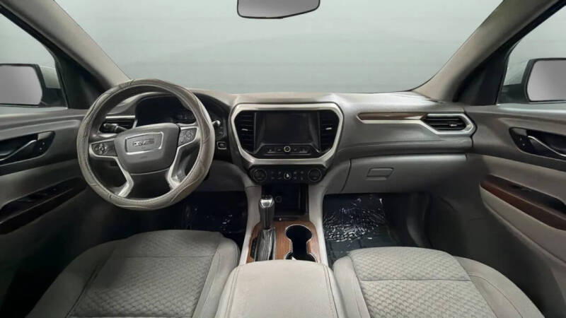 2018 GMC Acadia SLE-1