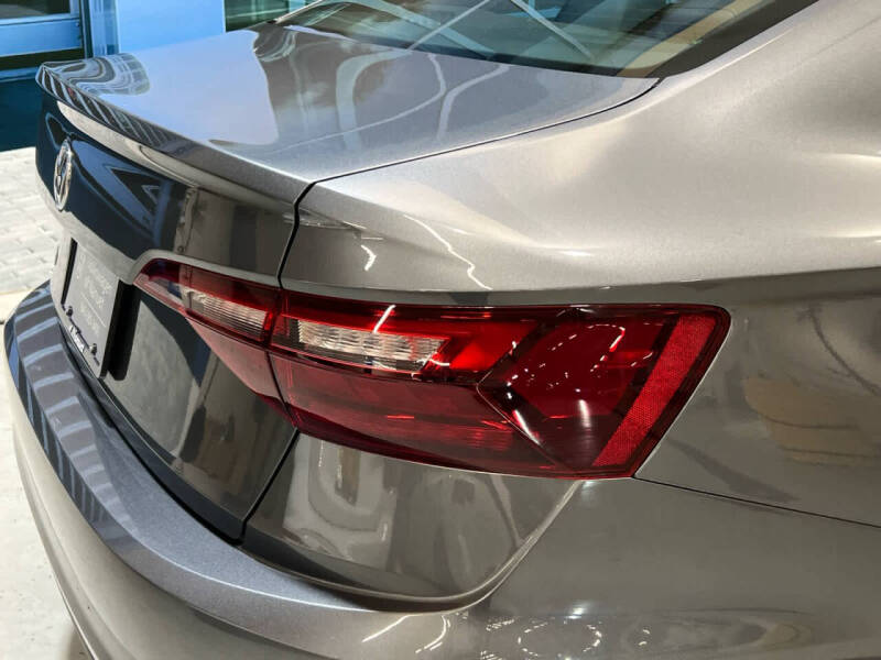 2021 Volkswagen Jetta R-Line