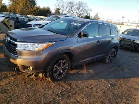 2016 Toyota Highlander for sale at MIKE'S AUTO in Orange NJ