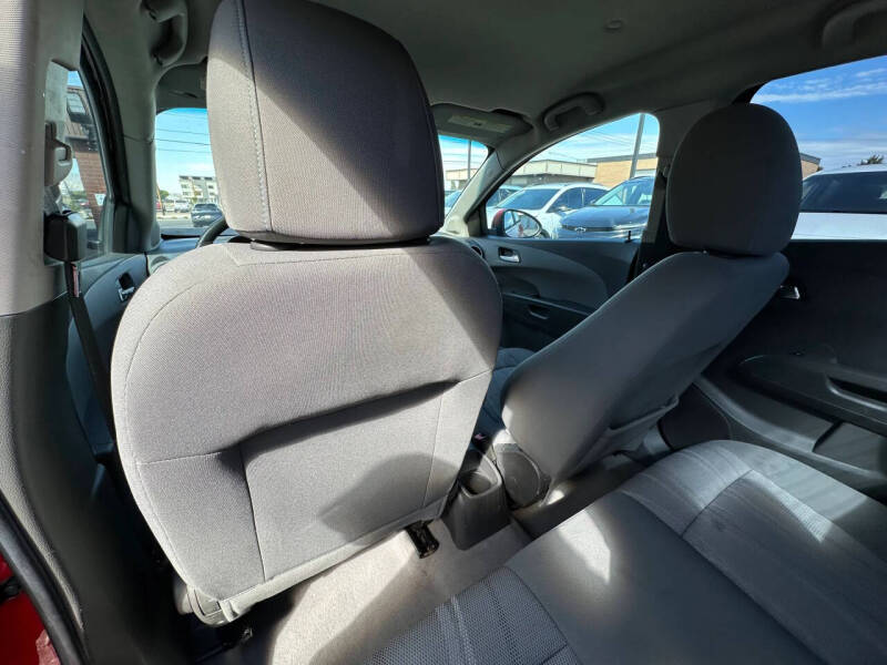 2012 Chevrolet Sonic LT