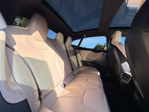 2016 Tesla Model S 75D