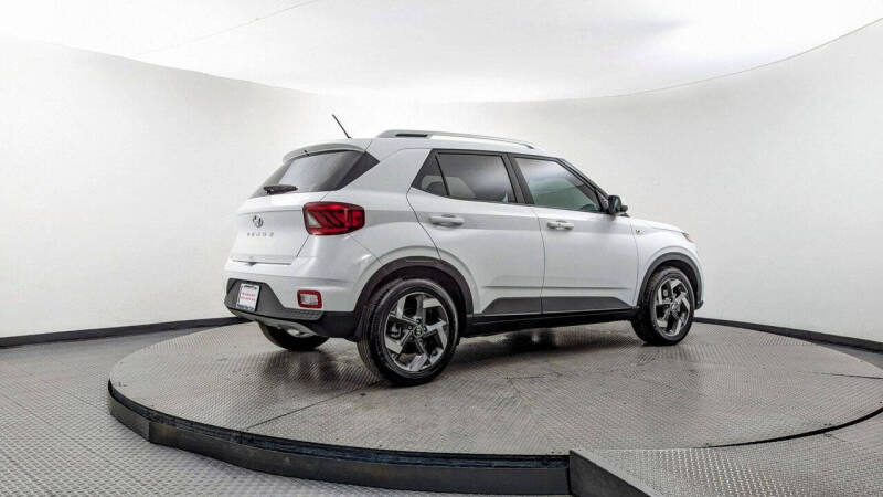 2024 Hyundai Venue SEL