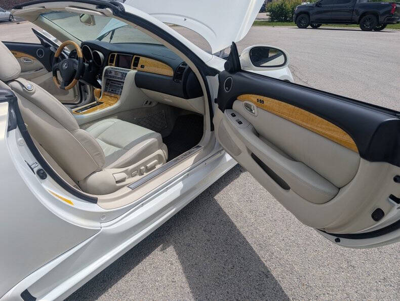 2002 Lexus SC 430