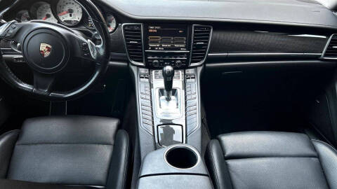 2015 Porsche Panamera 4S