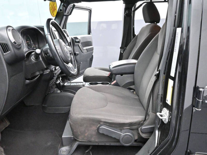 2017 Jeep Wrangler Unlimited Sport