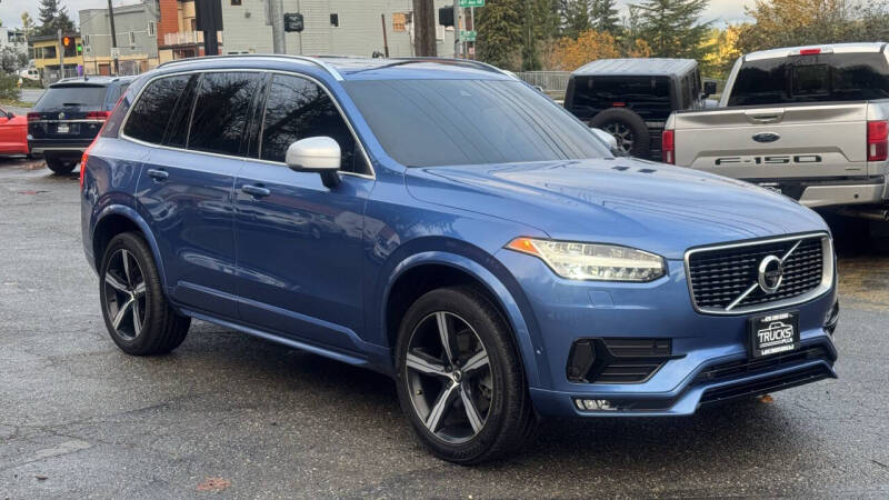 2018 Volvo XC90 T6 R-Design