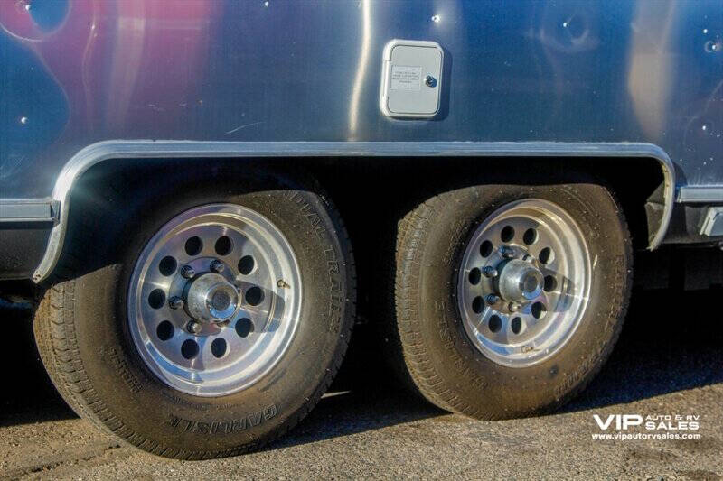 2000 Airstream 26'