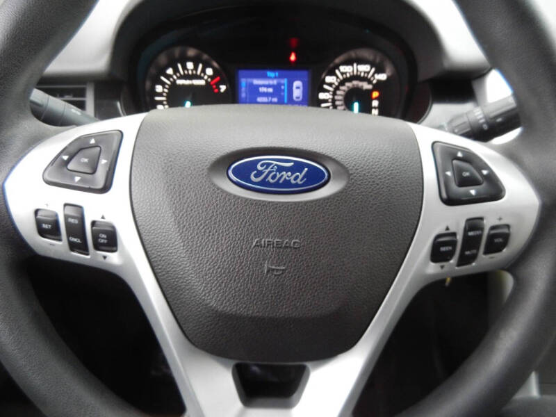 2013 Ford Edge SE