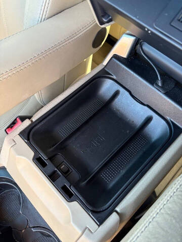 2013 Land Rover LR4 HSE LUX