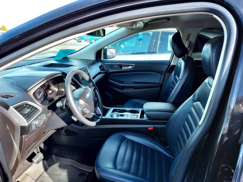 2022 Ford Edge SEL