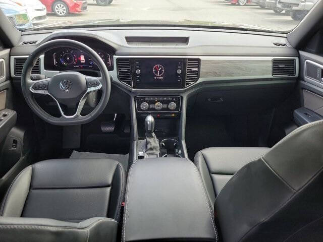 2023 Volkswagen Atlas Cross Sport SE