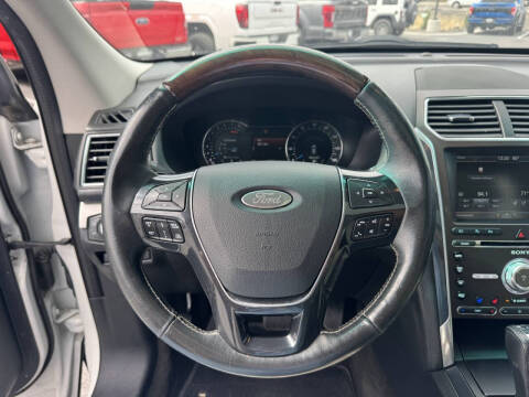 2016 Ford Explorer Platinum