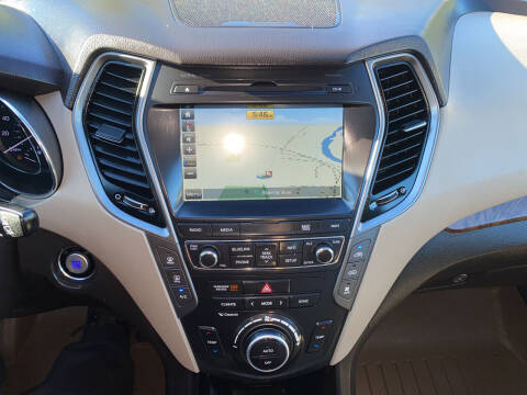 2017 Hyundai Santa Fe Limited Ultimate