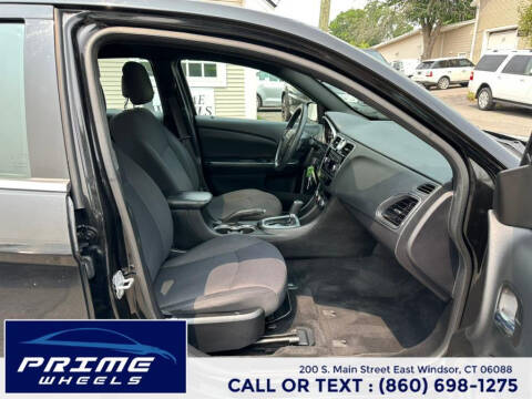 2013 Chrysler 200 LX