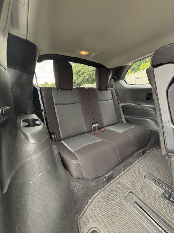 2018 Nissan Pathfinder SV
