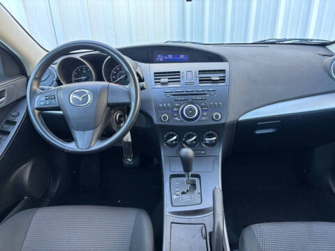 2013 Mazda MAZDA3