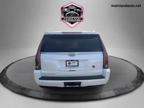 2017 Cadillac Escalade ESV Luxury