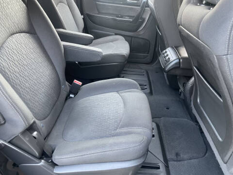 2015 GMC Acadia SLE-2