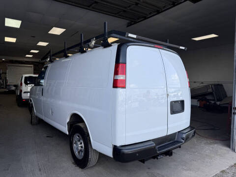 2018 Chevrolet Express 2500