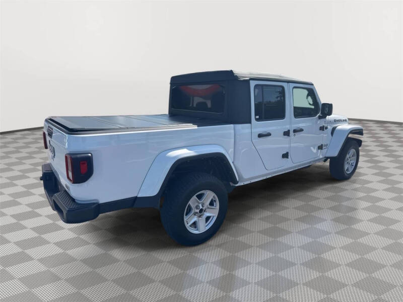 2022 Jeep Gladiator Overland