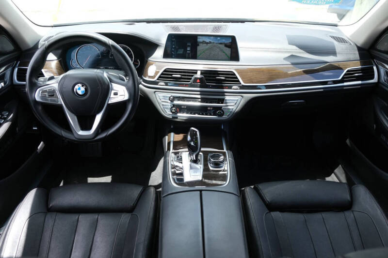 2016 BMW 7 Series 740i