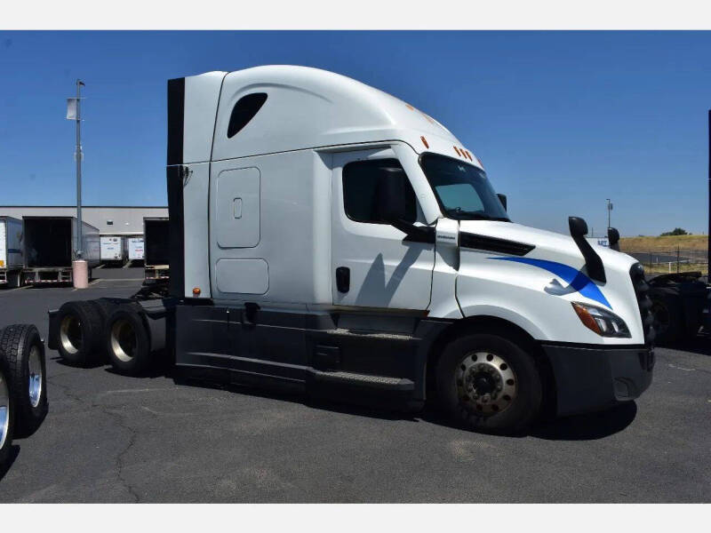 2021 Freightliner Cascadia