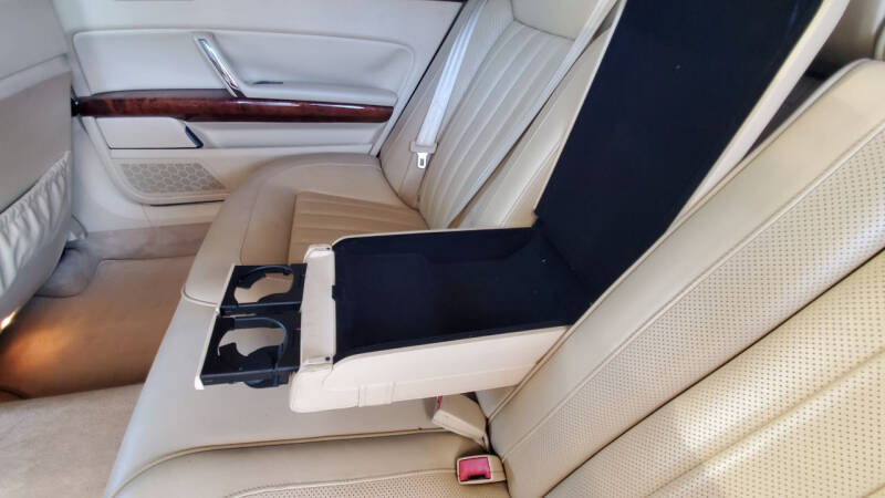 2004 Volkswagen Phaeton Premiere Edition W12