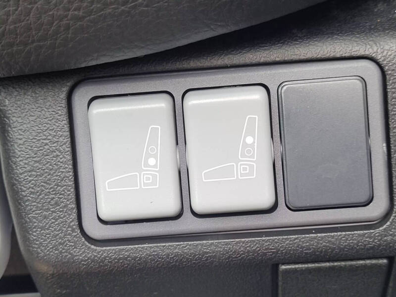 2025 Freightliner M2 106