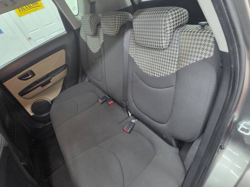 2010 Kia Soul +