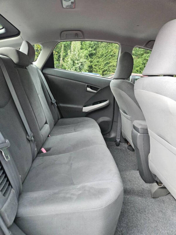 2010 Toyota Prius II