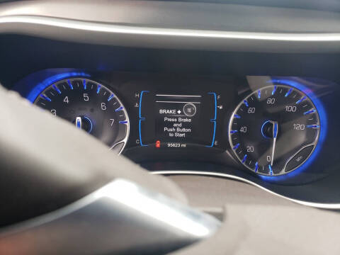 2017 Chrysler Pacifica Touring Plus