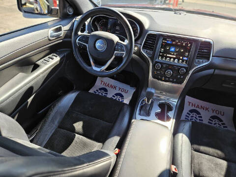 2017 Jeep Grand Cherokee Laredo