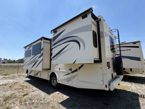 2018 Thor Motor Coach Ace 30.3