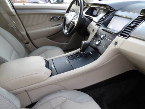 2014 Ford Taurus SEL