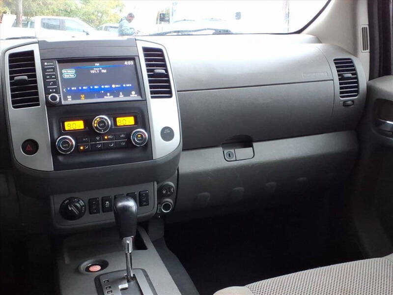 2020 Nissan Frontier SV