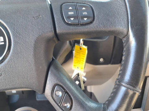 2004 HUMMER H2