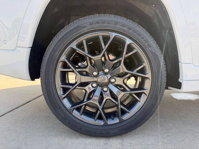 2026 Jeep Grand Cherokee Summit