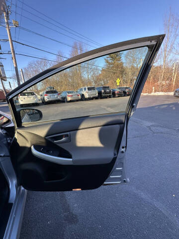 2012 Toyota Prius Two