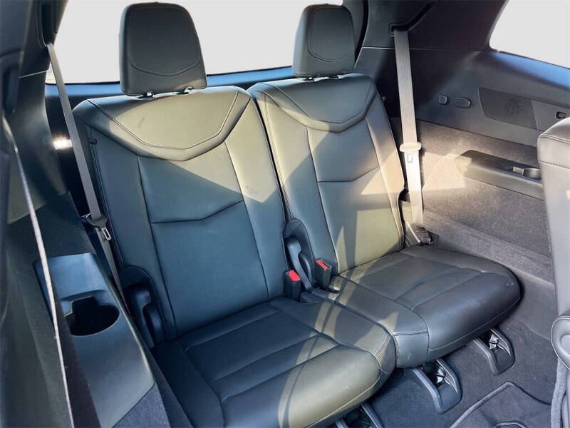 2025 Cadillac XT6 Sport