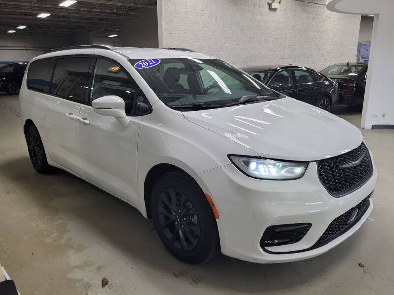 2021 Chrysler Pacifica Touring