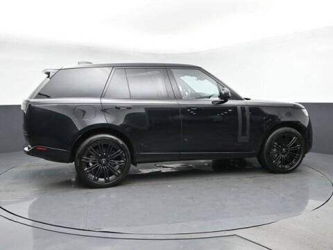 2025 Land Rover Range Rover P400 SE