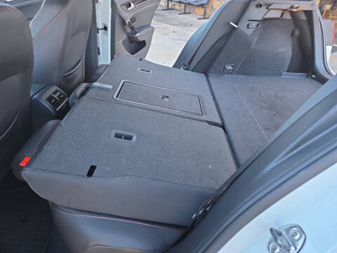 2015 Volkswagen Golf GTI SE