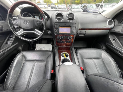 2011 Mercedes-Benz GL-Class GL 550 4MATIC