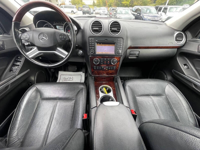 2011 Mercedes-Benz GL-Class GL 550 4MATIC