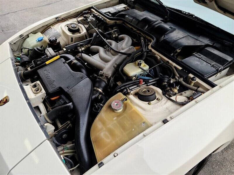 1987 Porsche 944 Turbo