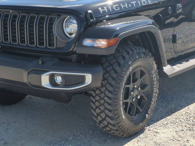 2025 Jeep Gladiator High Tide