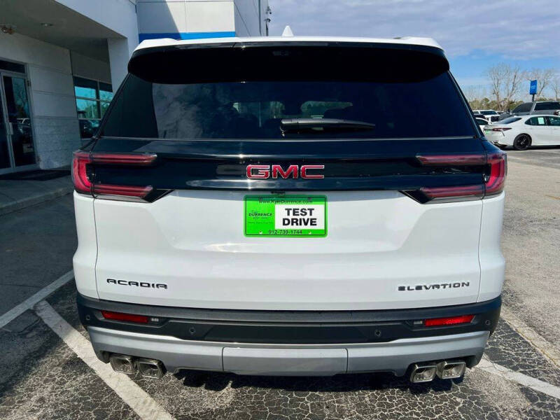 2026 GMC Acadia Elevation