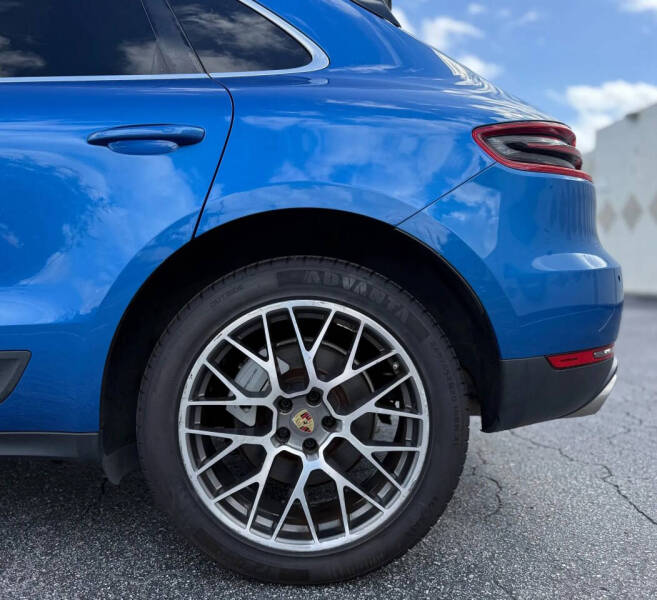 2015 Porsche Macan S